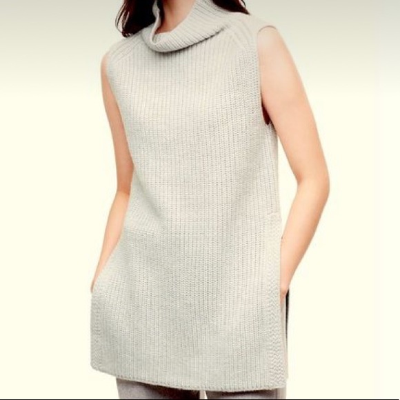 Aritzia Tops - Aritzia Wilfred durandal sweater small oatmeal